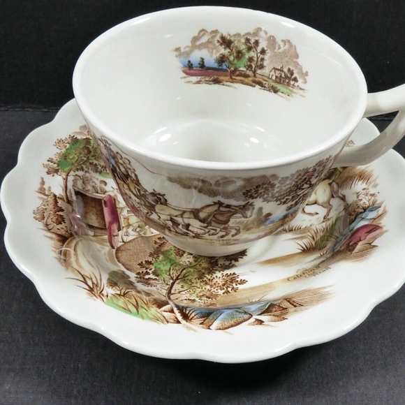 Ridgway Potteries Catching Mail Tea Cup & Saucer set Staffordshire England - Picture 2 of 10